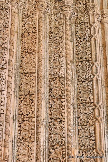 Dekoration der Beerdigung Rotonde, unvollkommene Chapel, Batalha - Portugal