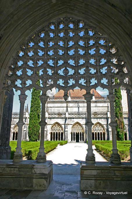 Architecture Oberlichter Kreuzgang und Garten, Batalha - Portugal