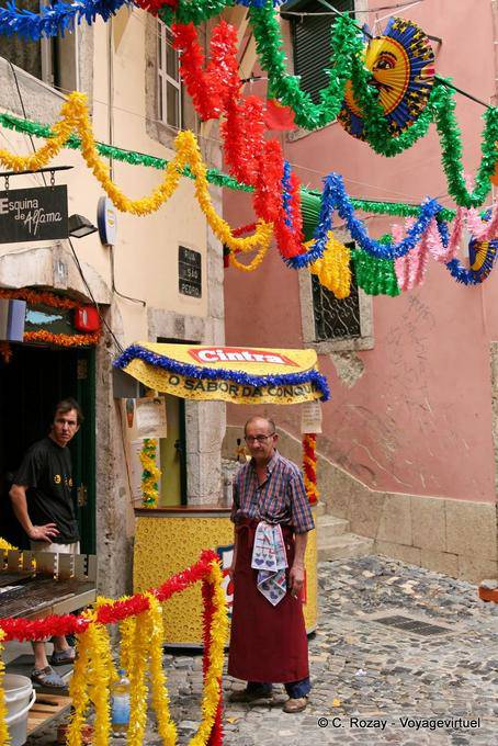 Esquina de Alfama, Lissabon - Portugal
