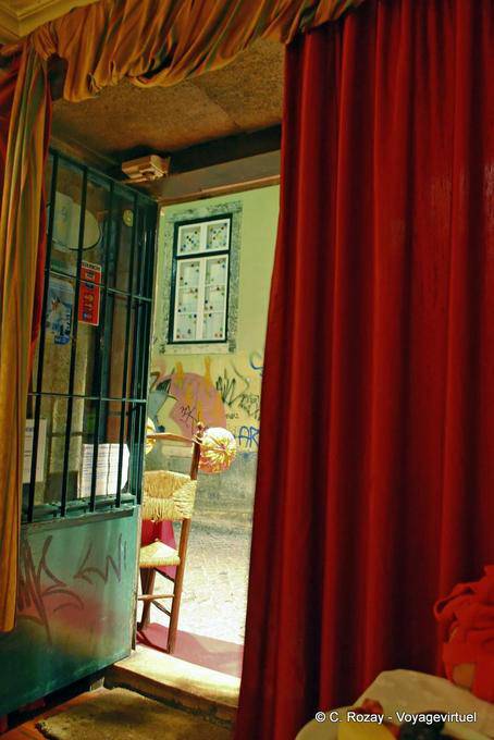 Ein einzigartiges Restaurant Eingang, Bairro Alto, Lissabon - Portugal