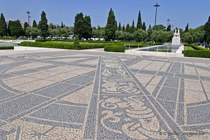 Ebnet den Garten da Praça do Imperio, Jerónimos, Lissabon - Portugal
