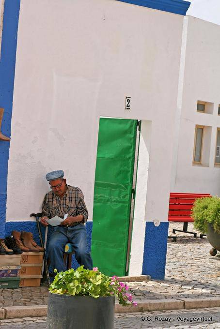 Mértola, die Schuhverkäufer - Portugal