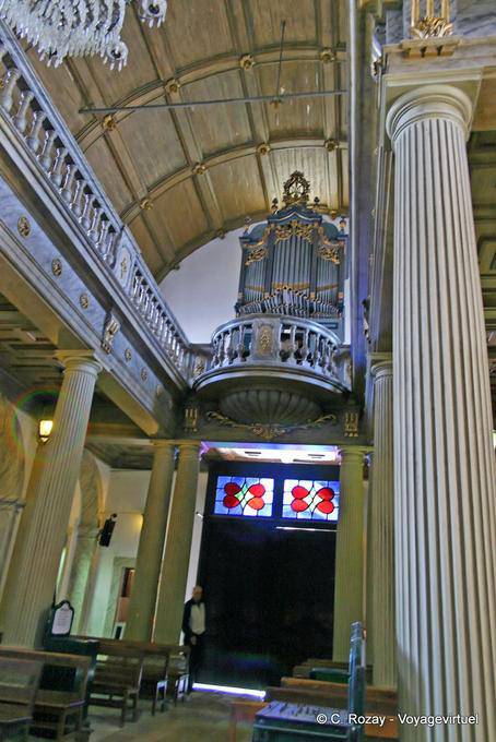 Die Orgel der Kirche Unserer Lieben Frau von Nazareth, Nazaré - Portugal