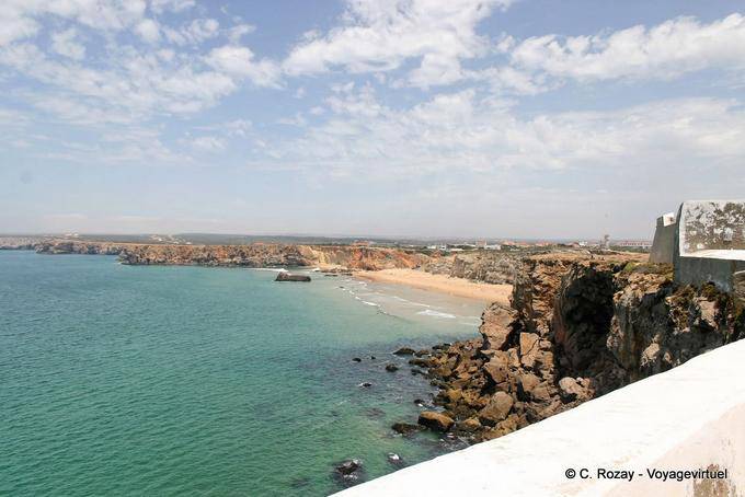 Tonel-Strand gesehen vom Fort Sagres - Portugal