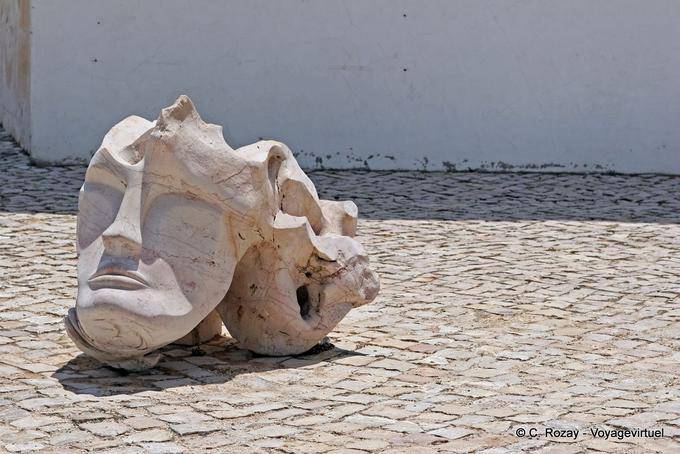 Die geschnitzten Gesichtern, Sagres Festung - Portugal