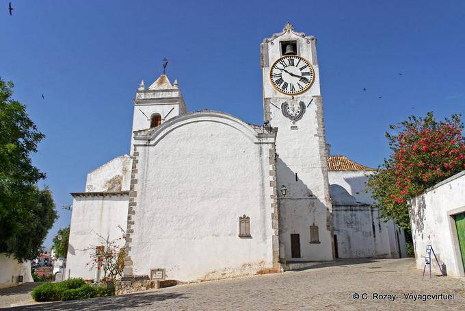 Die Kirche Santa Maria do Castelo, Mutter Kirche, Tavira - Portugal