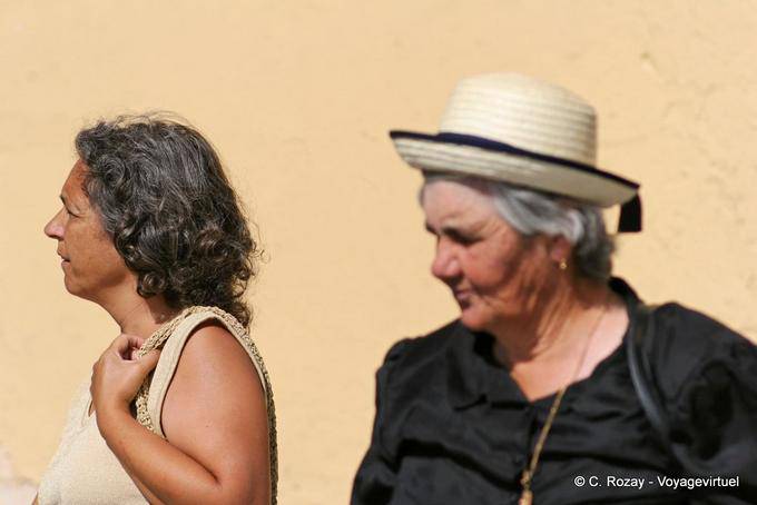 Weibliche Gesichter, Tavira - Portugal
