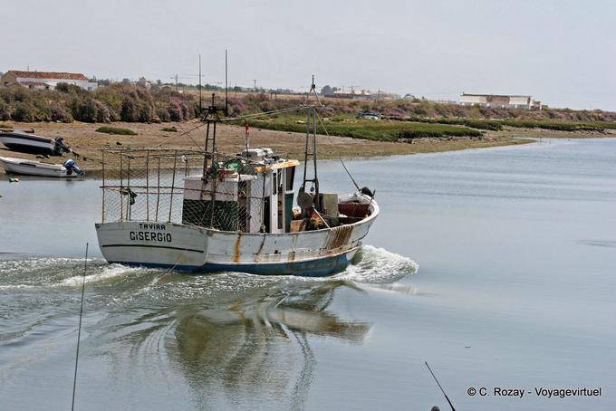 Die Gisergio Boot auf dem Rio Gilao, Tavira - Portugal