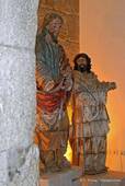 Religiöse Statuen in Farbe, Alcobaça, Portugal.