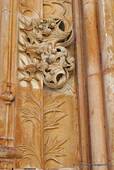 Konzentrieren Sie sich auf ein Element der Verzierung eines Flawed Chapel, Batalha, Portugal.