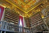 Stock der Biblioteca Joanina, Universität von Coimbra, Portugal.
