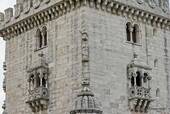 Close-up auf die Architektur des Dungeons Turm von Belém, Lissabon, Portugal.