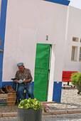 Mértola, die Schuhverkäufer, Portugal.