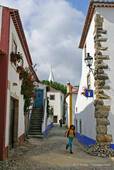 Rennen in den Sack, Óbidos, Portugal.