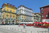 Porto, Praça da Ribeira, Portugal.