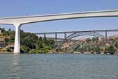 Brücken von Porto (D. Henrique Maria Pia), Portugal.