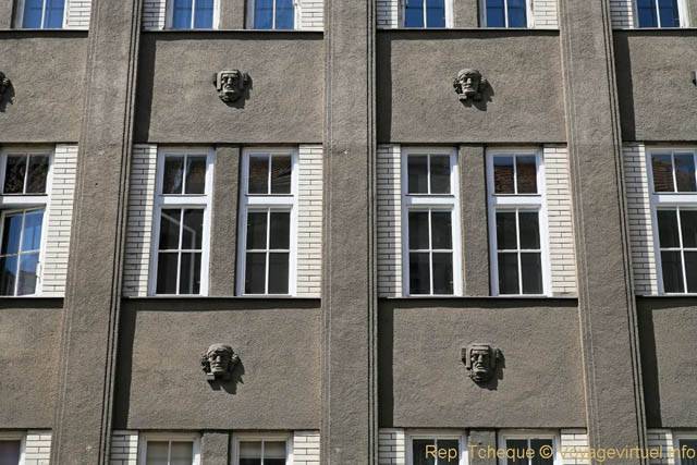 Dusni, faces et façades gris dur - Prag, Tschechische Republik