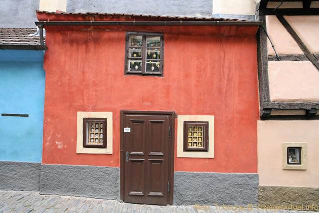 La maison aux trois fenêtres, Ruelle d'Or, Zlata Ulicka, (Prazsky Hrad) - Prag, Tschechische Republik