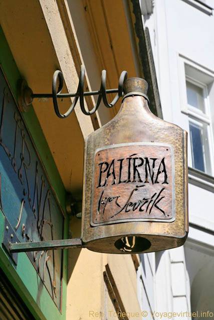 L'enseigne du Palirna, Hastalska - Prag, Tschechische Republik