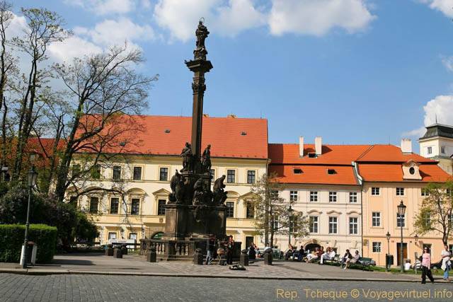 Colonne de la Sainte Trinité ou de la Peste, Lesser Town Square, Hradcanske Nam - Prag, Tschechische Republik
