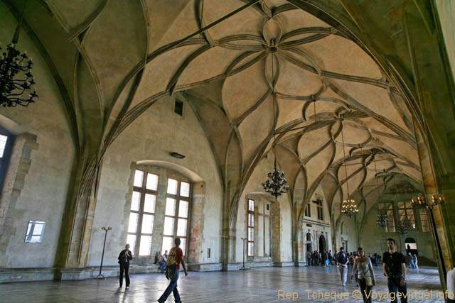 Hradcany, Ancien Palais Royal, Salle Vladislav et ses motifs décoratifs aériens, (Prazsky Hrad) - Prag, Tschechische Republik