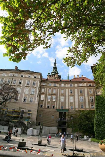 Hradčany, les façades du château depuis la cour des jardins , Zahrady, (Prazsky Hrad) - Prag, Tschechische Republik