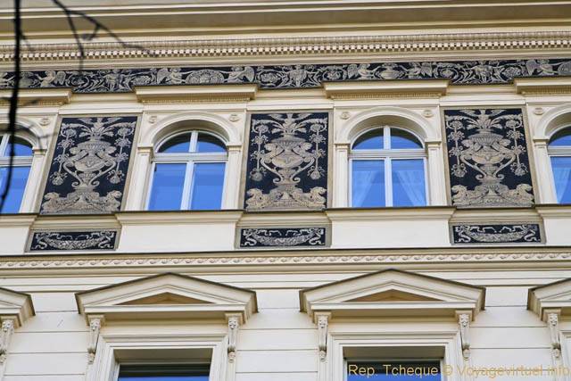 Janackovo Nabr, ornementation sur façade - Prag, Tschechische Republik
