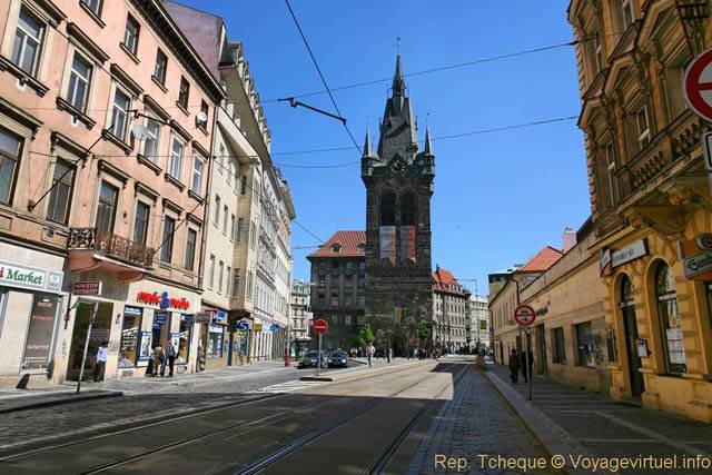 La tour Jindrisska vue depuis Na Prikope - Prag, Tschechische Republik