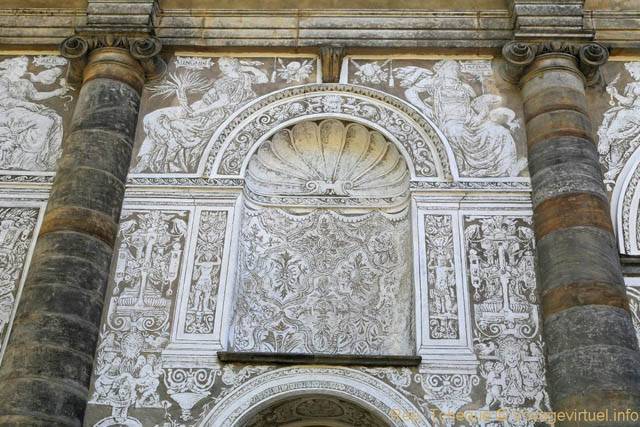Sgraffites sur un portique, Kralovska Zahrada, Maison du jeu de paume, Jardin royal - Prag, Tschechische Republik