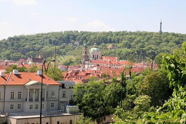 Malá Strana vue depuis Letenske Sady - Prag, Tschechische Republik