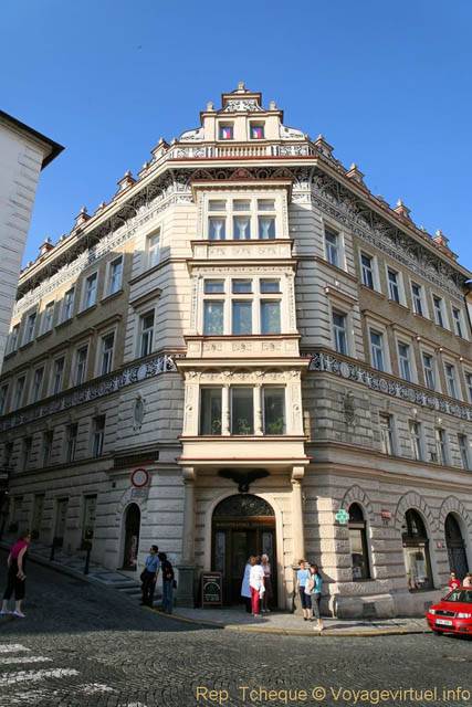 Immeuble d'angle, Place Malostranské, Malá Strana - Prag, Tschechische Republik