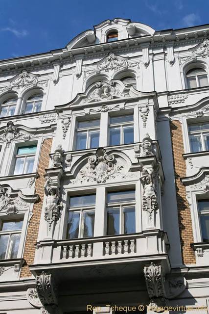 Façade au-dessus du Blue, 6 Melantrichova - Prag, Tschechische Republik