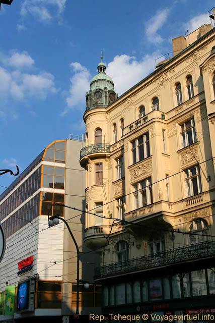 Národní, ancien et moderne - Prag, Tschechische Republik