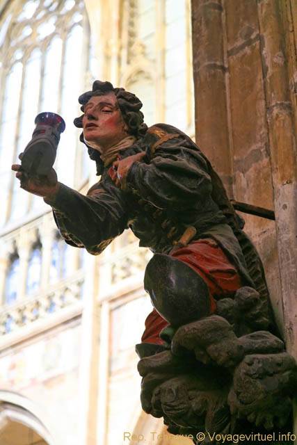 Statue dans la nef, Katedrala Sv Vit, (Prazsky Hrad) - Prag, Tschechische Republik