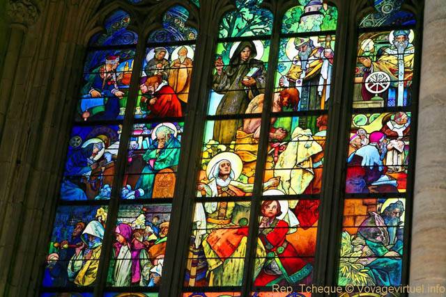 Détail d'un vitrail, Cathédrale St Vitus St Wenceslas St Adalbert - Prag, Tschechische Republik