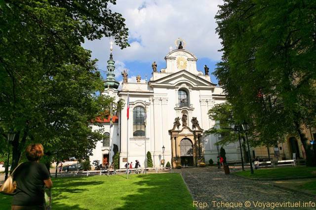 La façade du Monastère Strahov (Strahovský klášter) - Prag, Tschechische Republik