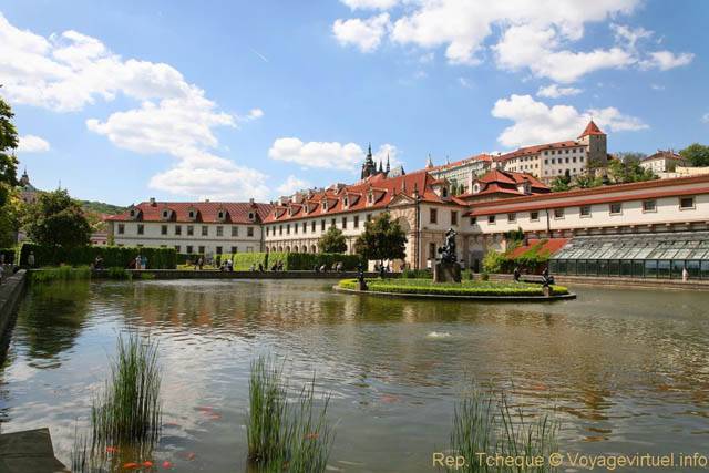 Vue de la Národní galerie, Jardin Wallenstein - Prag, Tschechische Republik