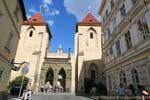 Façade de l'église Notre-Dame sous la chaîne dans Lázeňská, Malá Strana, Prag, Tschechische Republik.
