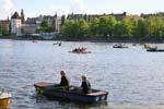 Barque sur la Vltava, Slovansky Ostrov, Prag, Tschechische Republik.