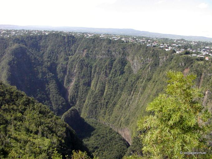 Ravine ups an den Dimitile Entre-Deux - Insel Reunion