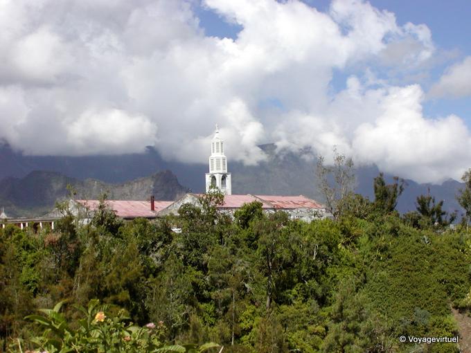 Steeple und Wolken, Cilaos - Insel Reunion