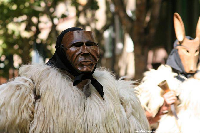 Nuoro, Festa del Redentore, sos Merdules Bezzos von Otzana, Trismus - Sardinien