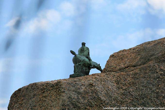 Bronze Pferd, Nuoro, Sebastiano Satta Platz, Skulptur Constantino Nivola - Sardinien