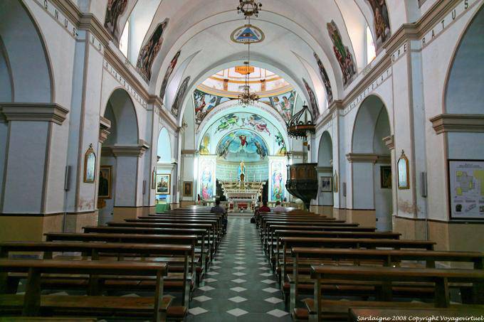 Olbia, San Paolo Apostolo, Kirchenschiff - Sardinien