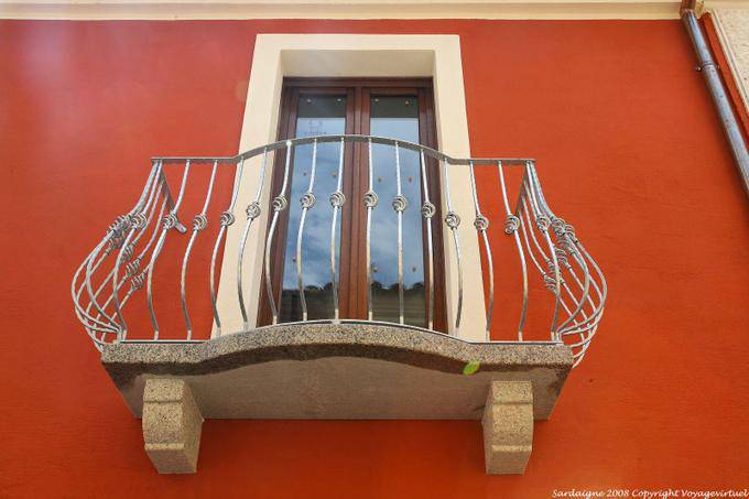 Olbia, über Piccola, Balkonfenster - Sardinien