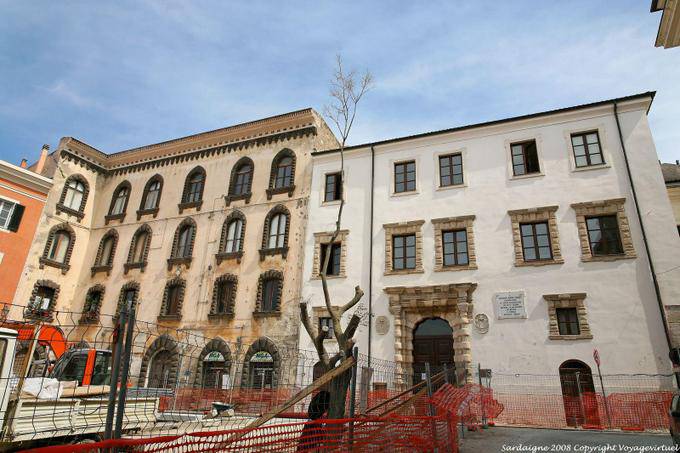 Sassari, Palazzo del Barone Uzzini, Blick von der Piazza Tola - Sardinien