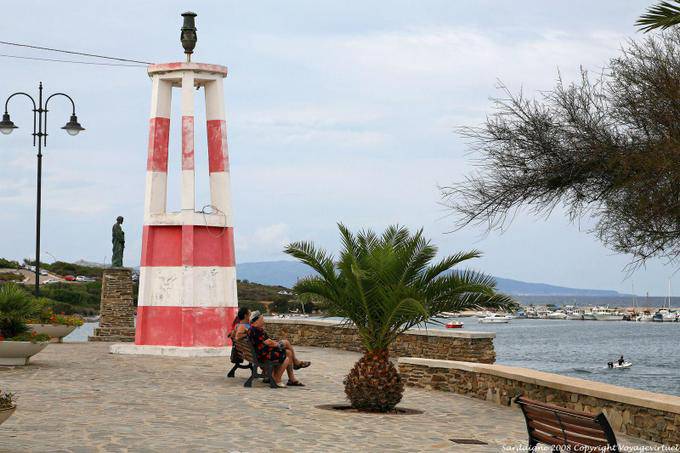 Stintino, die Promenade am Meer - Sardinien