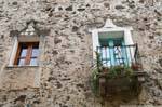 Orosei, Fenster in der Stadt, Sardinien.