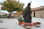 San Pantaleo, die Statue von Johannes XXIII, Sardinien.