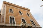 Detail der Fassade des Palazzo Giordano Apostoli, Piazza Italia, Sassari, Sardinien.